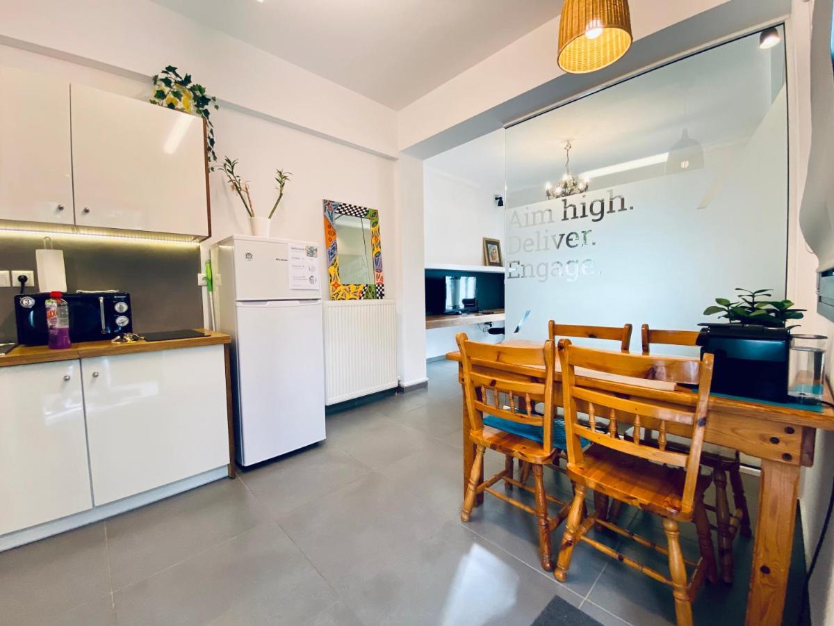 Small Gem Studio Athens, Next To Metro Nomismatokopeio Exterior photo